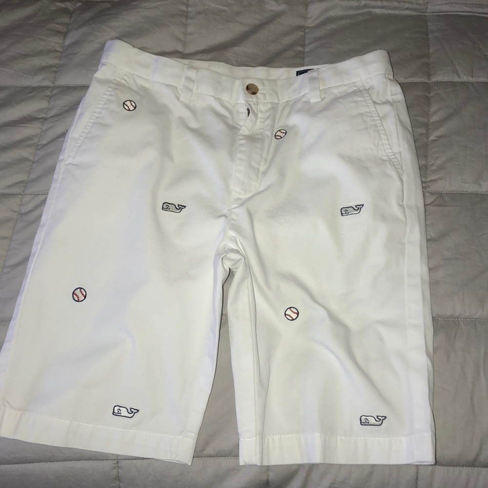 Youth Vineyard Vines shorts
